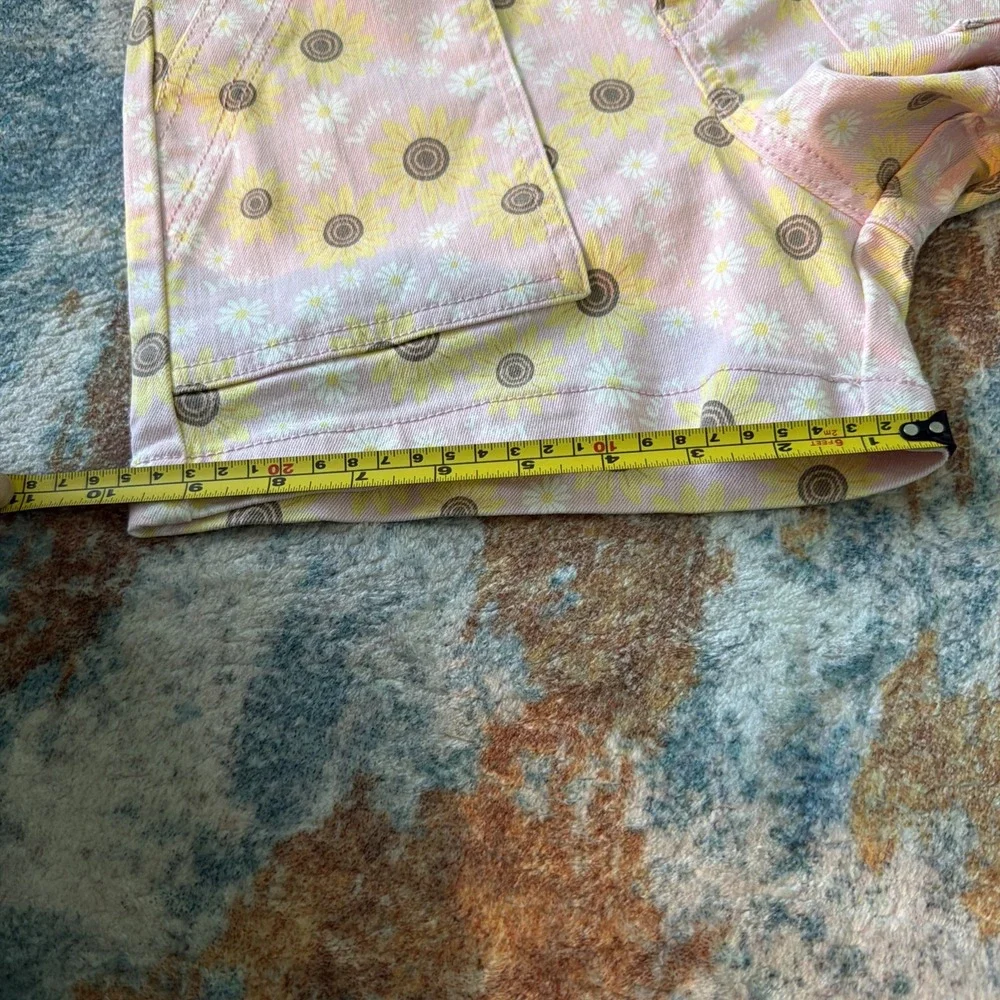 NWT Levis High Loose Shorts girls size 10, pink, white and yellow